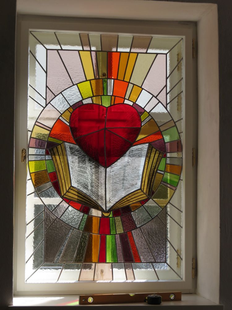 Církevní vitráž Velká Bystřice
