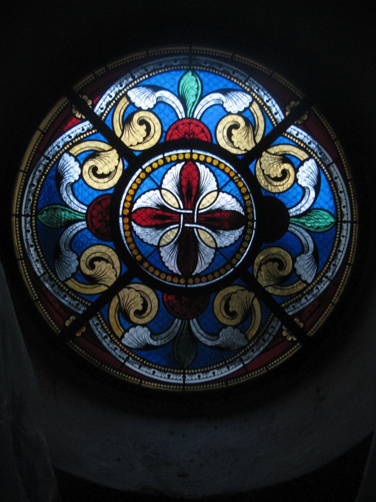 Církevní vitráž Lubina